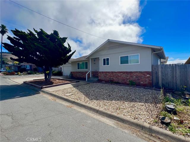 190 Damar Street, Morro Bay, California 93442