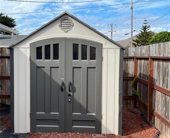190 Damar Street, Morro Bay, California 93442