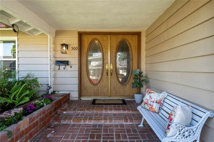 500 E Montwood Avenue, La Habra, California 90631