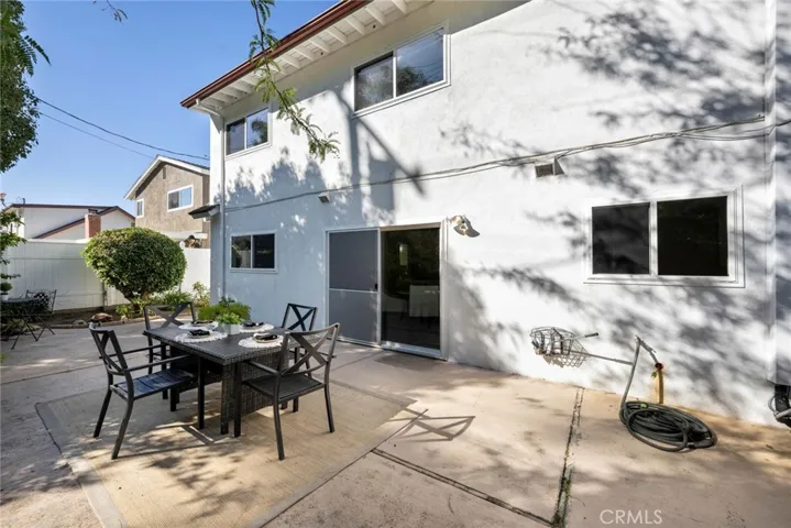 500 E Montwood Avenue, La Habra, California 90631