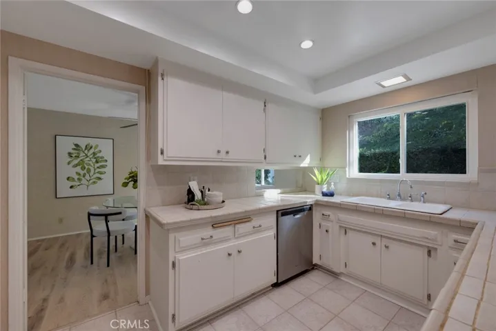 500 E Montwood Avenue, La Habra, California 90631
