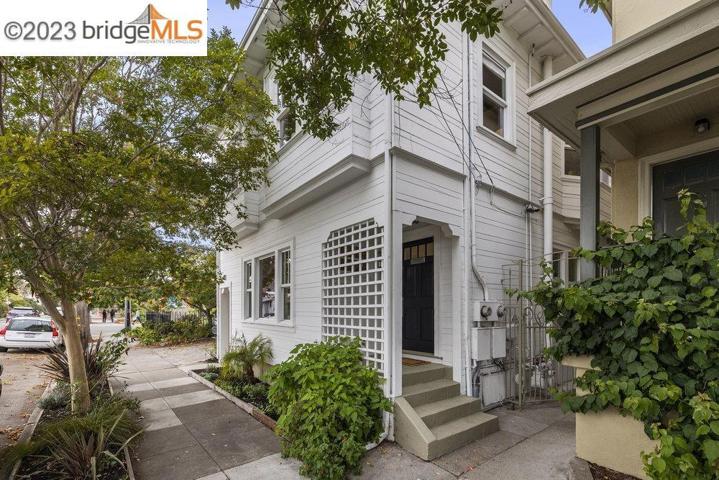 418 45th St, Oakland, California 94609