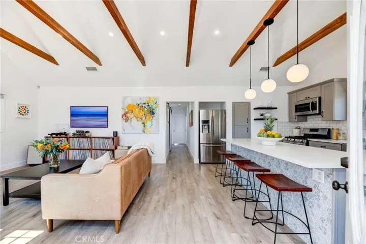 4027 W 60th Street, Los Angeles, California 90043