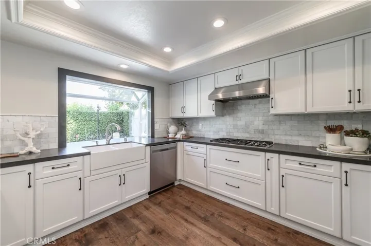 7 Jamestown, Irvine, California 92620