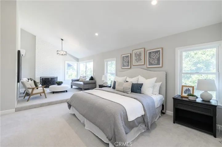 7 Jamestown, Irvine, California 92620