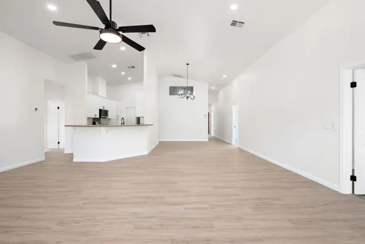 21-web-or-mls-JAVistaChino-20