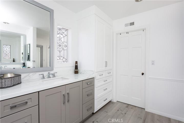 111 Via Undine, Newport Beach, California 92663