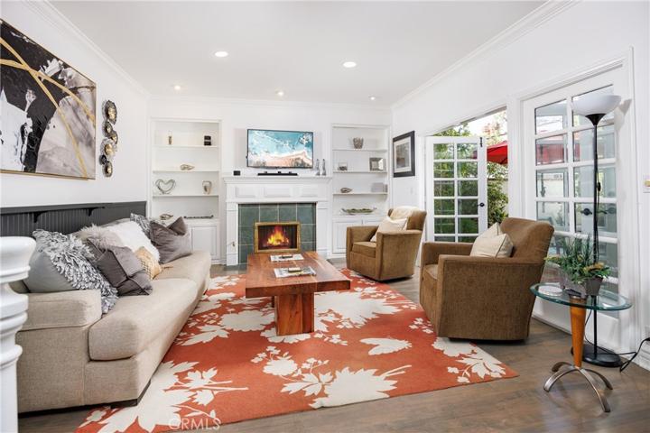2nd family room