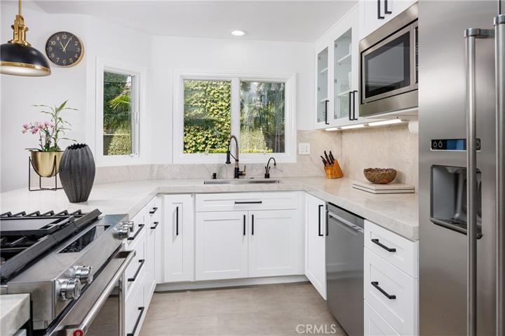 111 Via Undine, Newport Beach, California 92663
