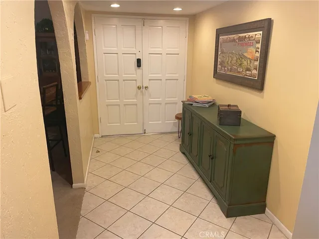 23529 Daisetta Drive, Newhall, California 91321
