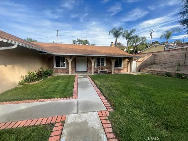 23529 Daisetta Drive, Newhall, California 91321