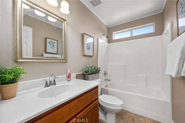 Downstairs Full Bath