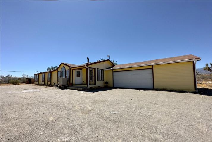 12285 Golden View Road, Pinon Hills, California 92372