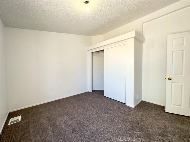 12285 Golden View Road, Pinon Hills, California 92372