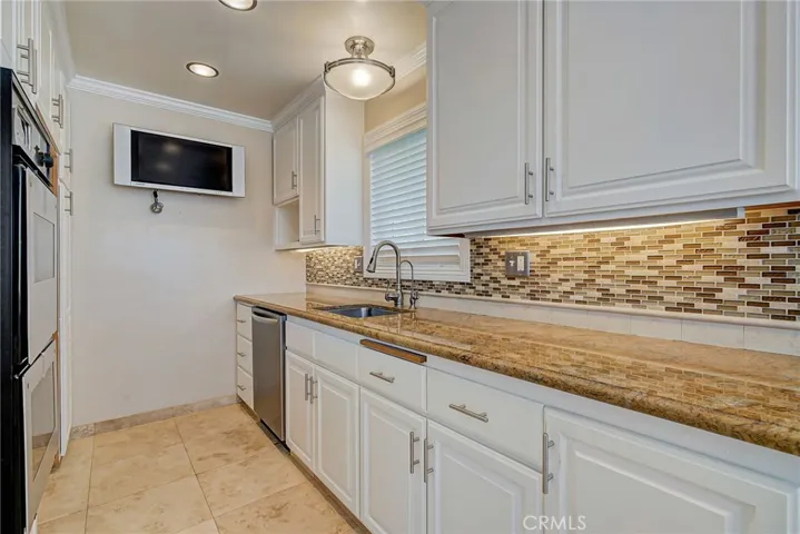 25540 Alliene Avenue, Lomita, California 90717