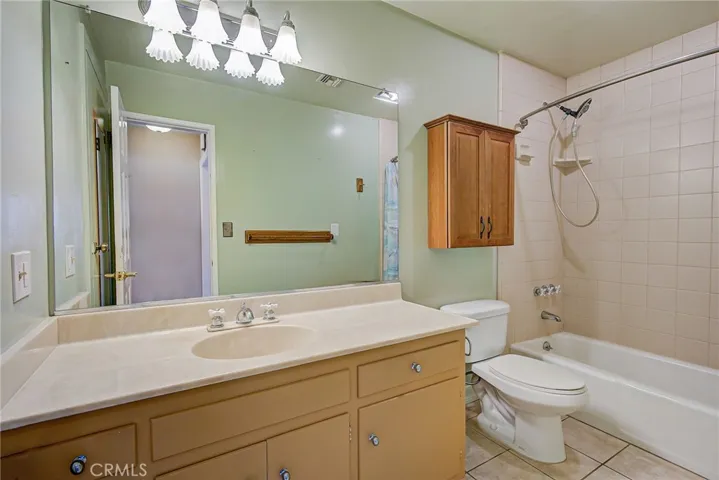 25540 Alliene Avenue, Lomita, California 90717