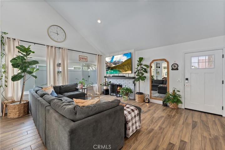6176 Palau Street, Cypress, California 90630