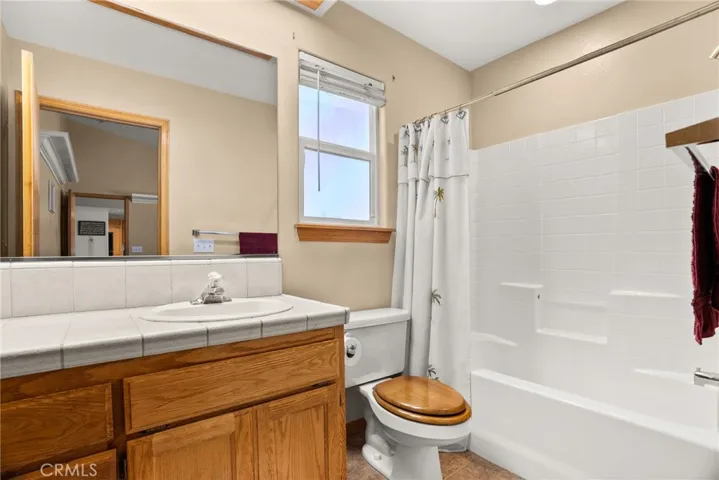 15867 Muscatel Street, Hesperia, California 92345