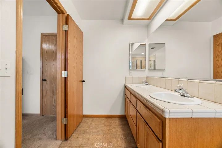 15867 Muscatel Street, Hesperia, California 92345