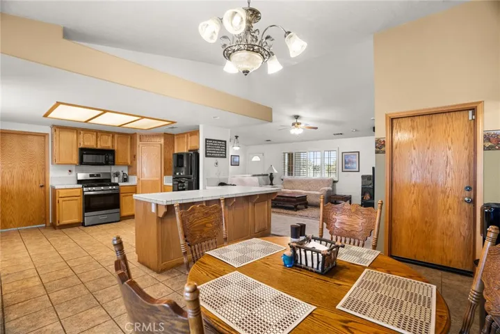 15867 Muscatel Street, Hesperia, California 92345