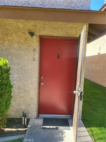 7260 Richfield Street Unit 310, Paramount, California 90723