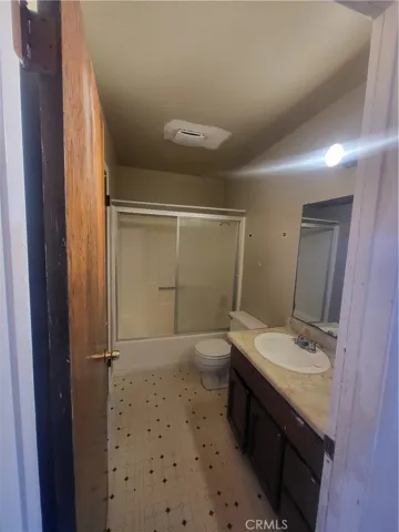 7260 Richfield Street Unit 310, Paramount, California 90723