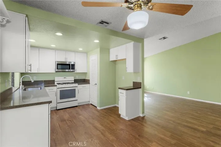 4560 Ridgewood Court, Palmdale, California 93552
