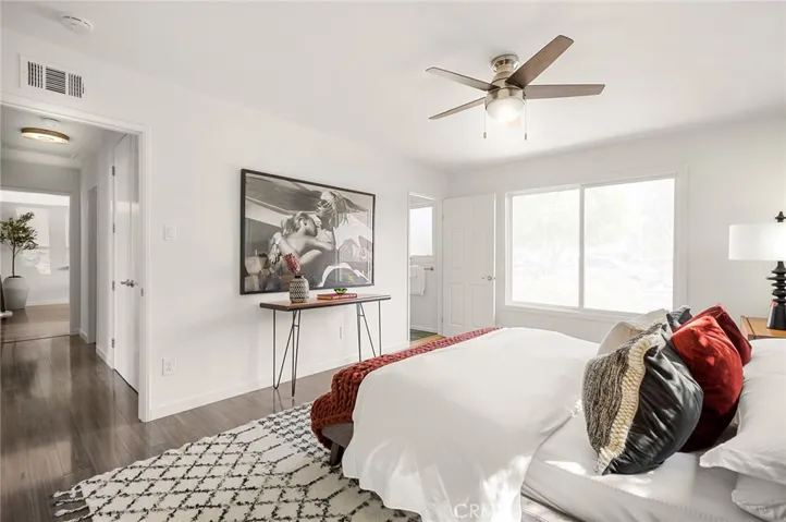 2947 Peppertree Lane, Costa Mesa, California 92626