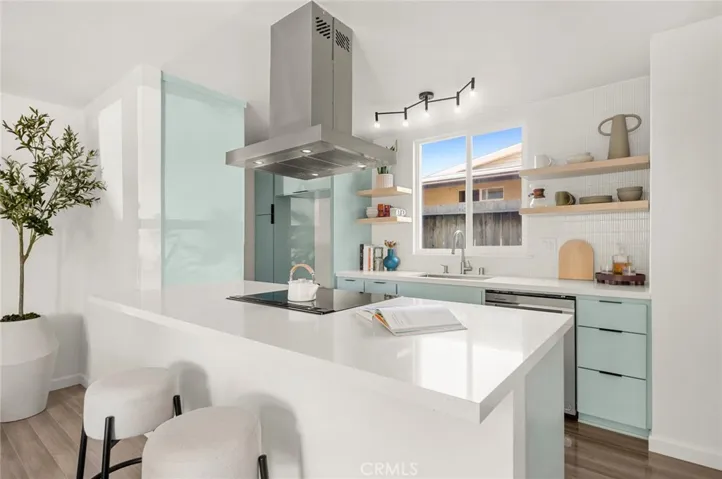 2947 Peppertree Lane, Costa Mesa, California 92626