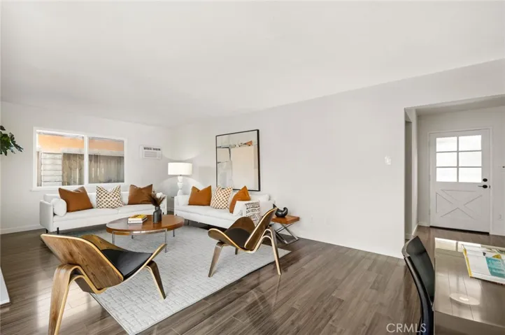 2947 Peppertree Lane, Costa Mesa, California 92626