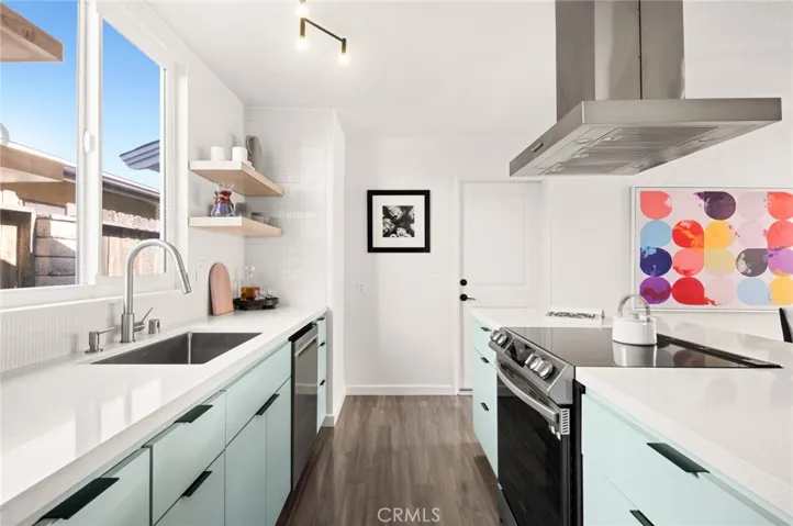 2947 Peppertree Lane, Costa Mesa, California 92626