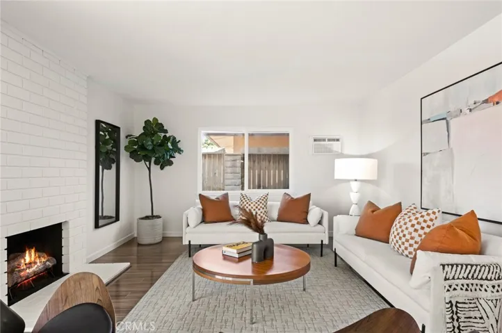 2947 Peppertree Lane, Costa Mesa, California 92626
