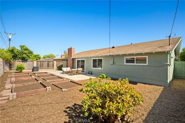 2947 Peppertree Lane, Costa Mesa, California 92626