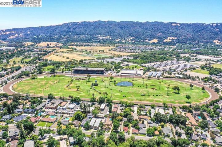 1533 Loganberry Way, Pleasanton, California 94566