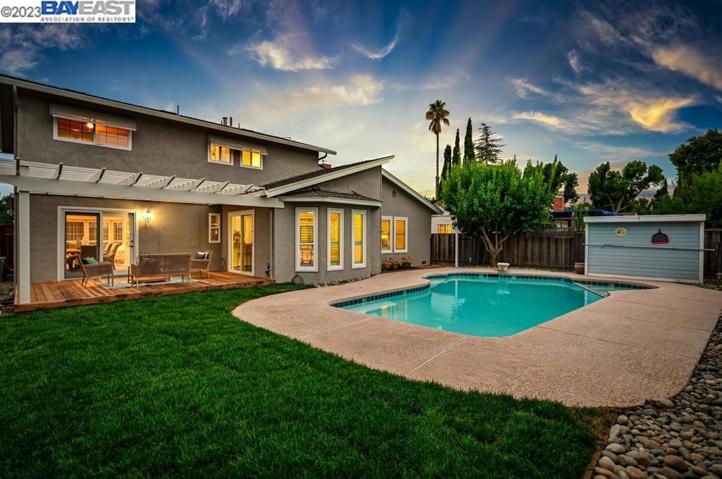 1533 Loganberry Way, Pleasanton, California 94566