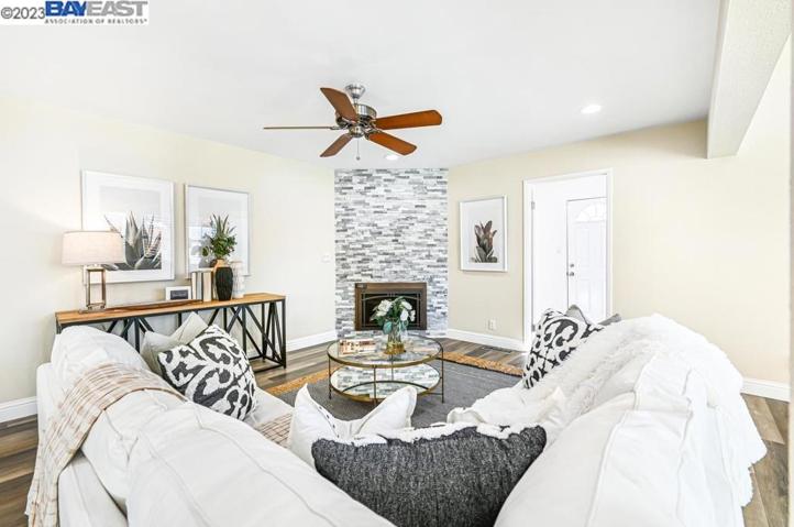 1533 Loganberry Way, Pleasanton, California 94566