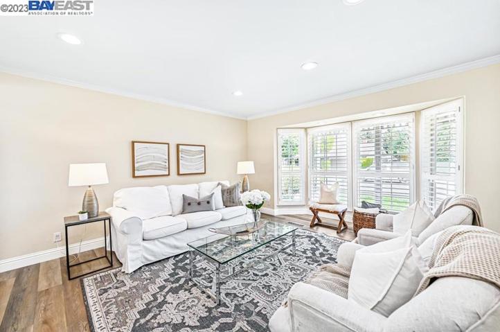 1533 Loganberry Way, Pleasanton, California 94566