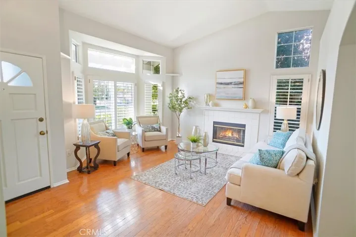 27212 Ellison Way, Valencia, California 91354
