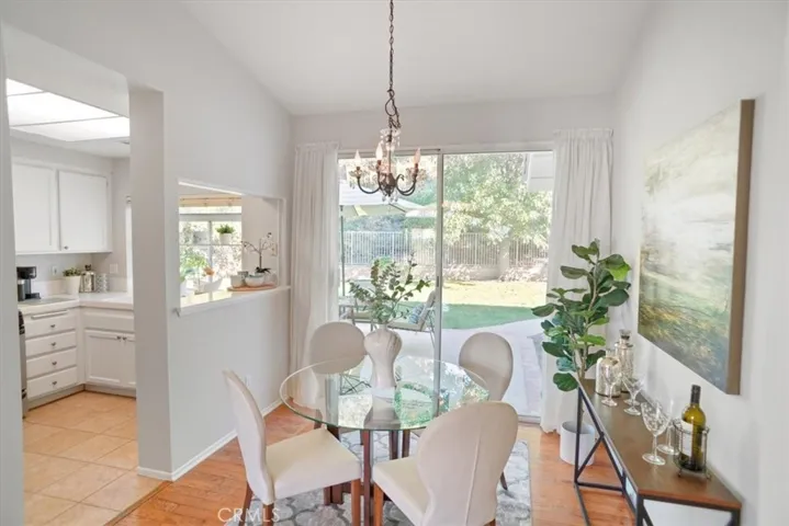 27212 Ellison Way, Valencia, California 91354