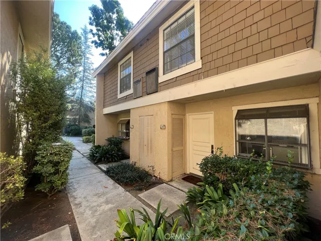 150 Pineview, Irvine, California 92620