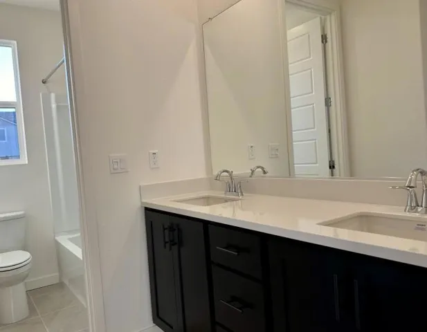 2603 Guilford Court, Lathrop, California 95330