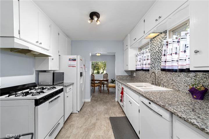 352 Madison Ave, Pomona, California 91767