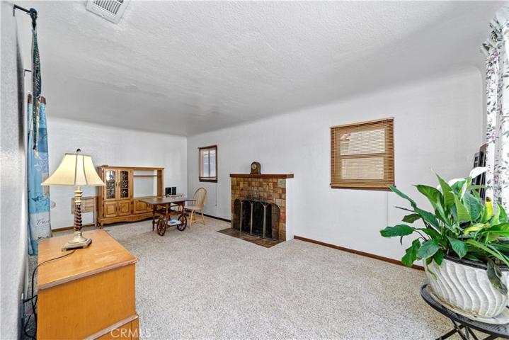 352 Madison Ave, Pomona, California 91767