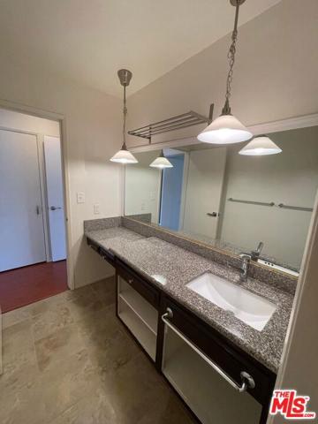 837 7th Street Unit 204, Santa Monica, California 90403