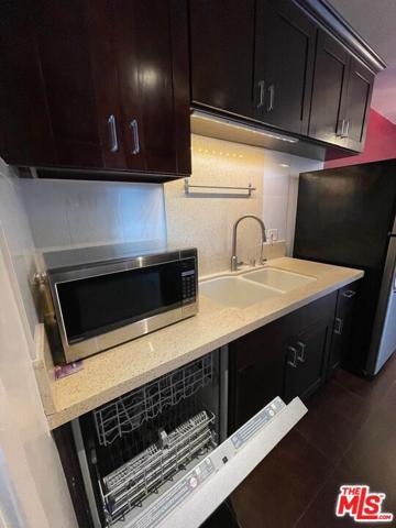 837 7th Street Unit 204, Santa Monica, California 90403