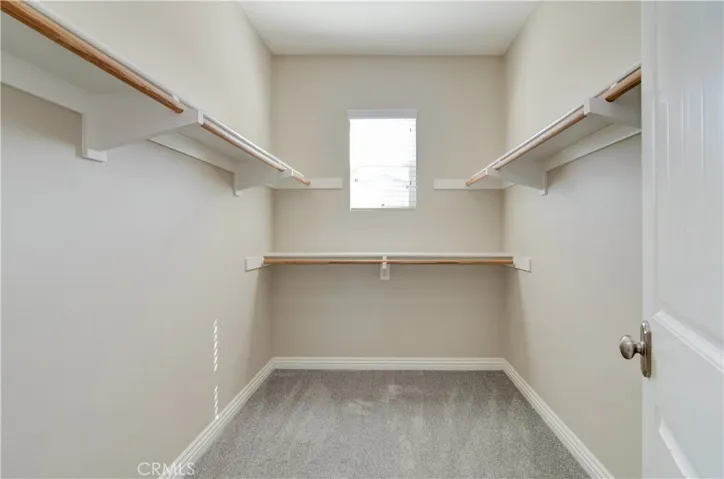 walk in close for primary room