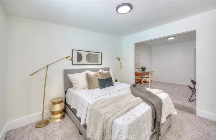 6129 N Colonial Avenue, Fresno, California 93704