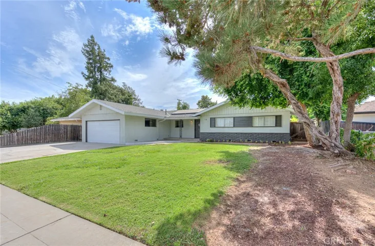 6129 N Colonial Avenue, Fresno, California 93704