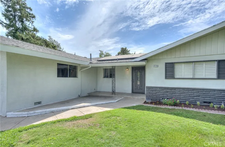 6129 N Colonial Avenue, Fresno, California 93704