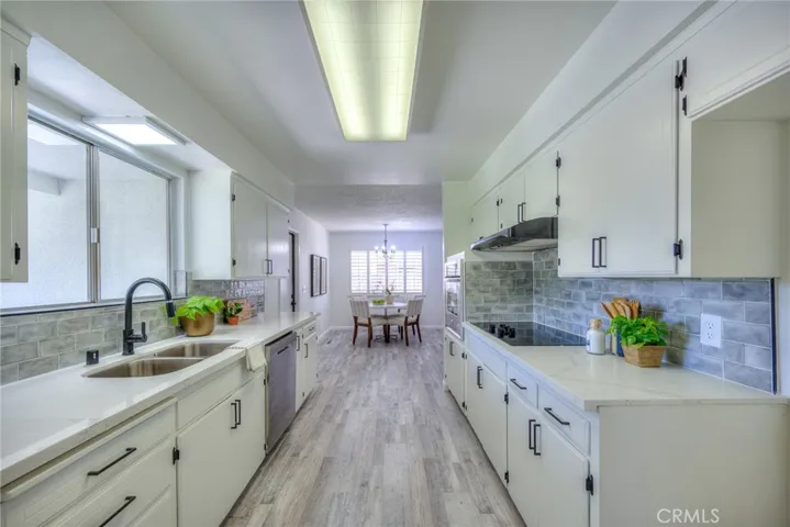 6129 N Colonial Avenue, Fresno, California 93704